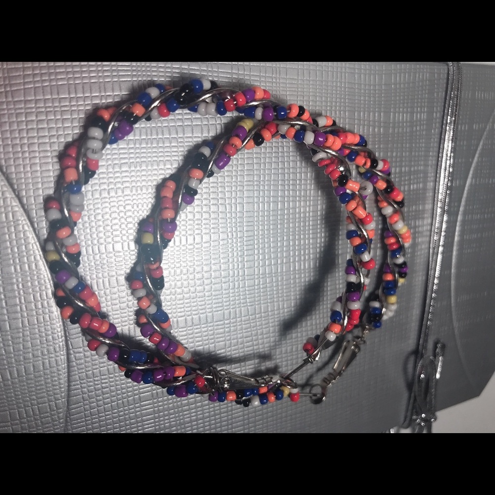 Multicolor earring - Picture 2 of 4